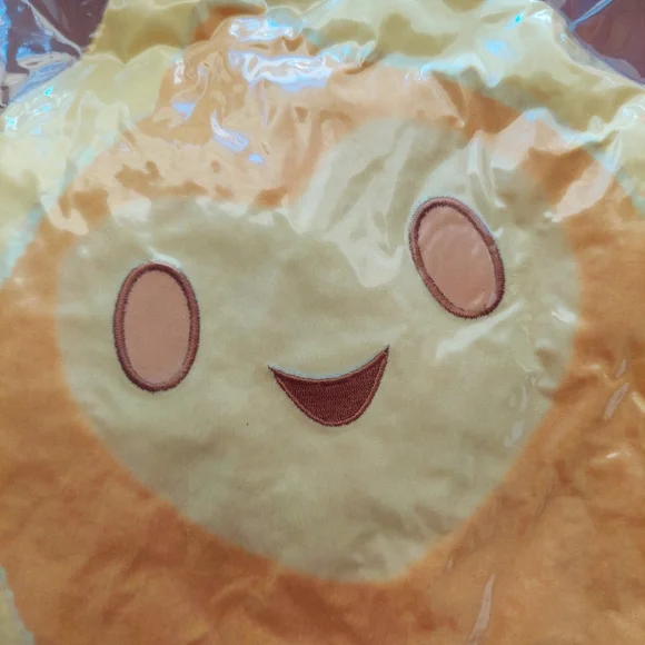 Disney's Wish Star plush cushion. New in vacuum sealed package. - Picture 13 of 14